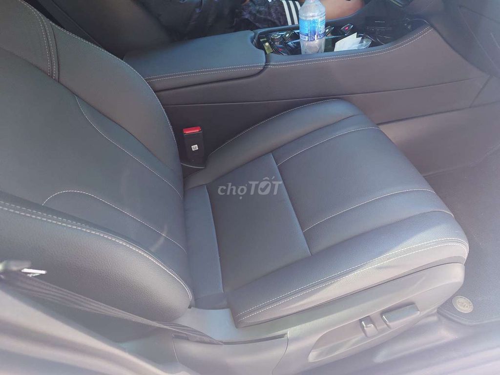 VinFast VF 8 2024 Trắng. Mua bán Ô tô tại Quận Hà Đông Hà Nội được đăng bởi Mr Cường hình 7