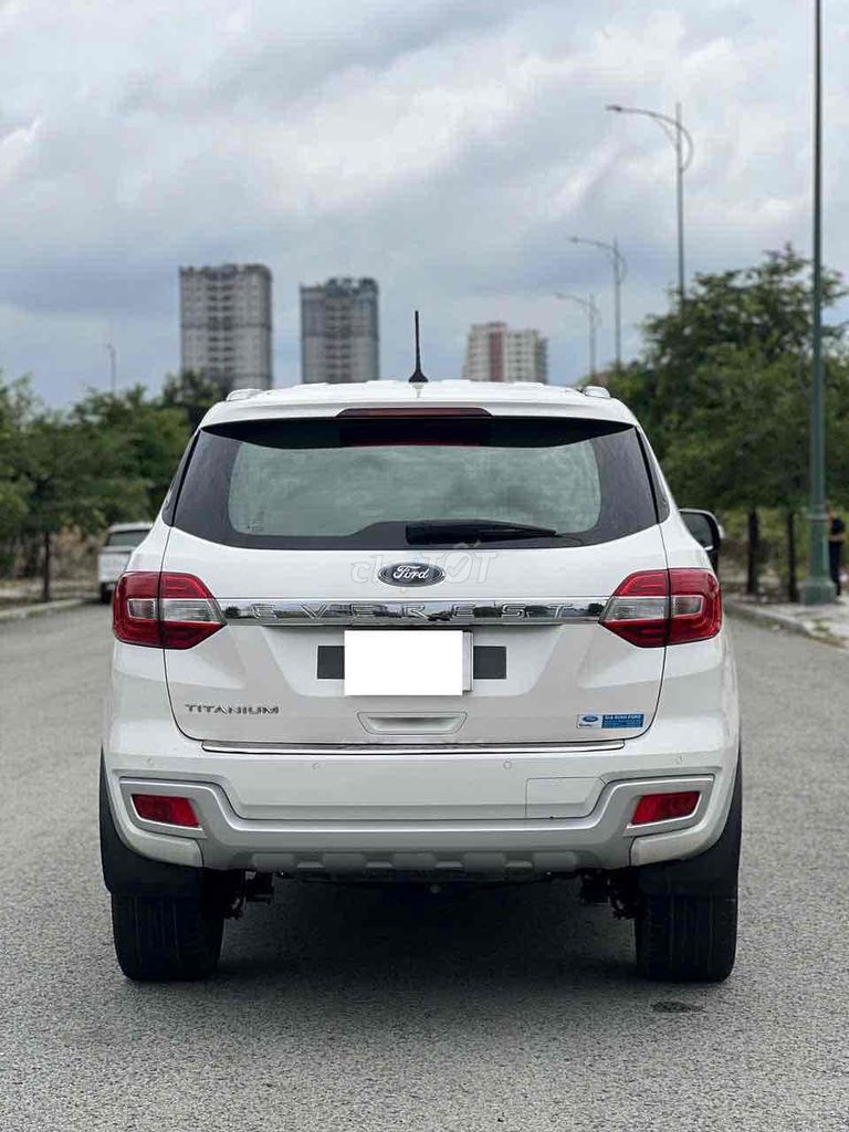 Ford Everest 2021 Titanium 2.0L AT 4x2 - 79000 km. Mua bán Ô tô tại Quận Bình Tân Tp Hồ Chí Minh được đăng bởi Nguyễn Hữu Tròn hình 4