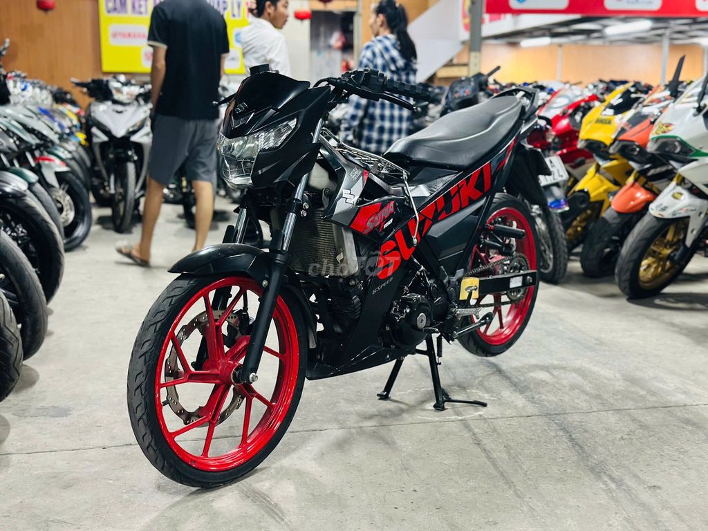 XE MÁYTHANH TÙNG_SATRIA 150 ĐỎ ĐEN ZIN XE RẤT ĐẸP. Mua bán Xe máy tại Quận Nam Từ Liêm Hà Nội được đăng bởi THANH TÙNG hình 5