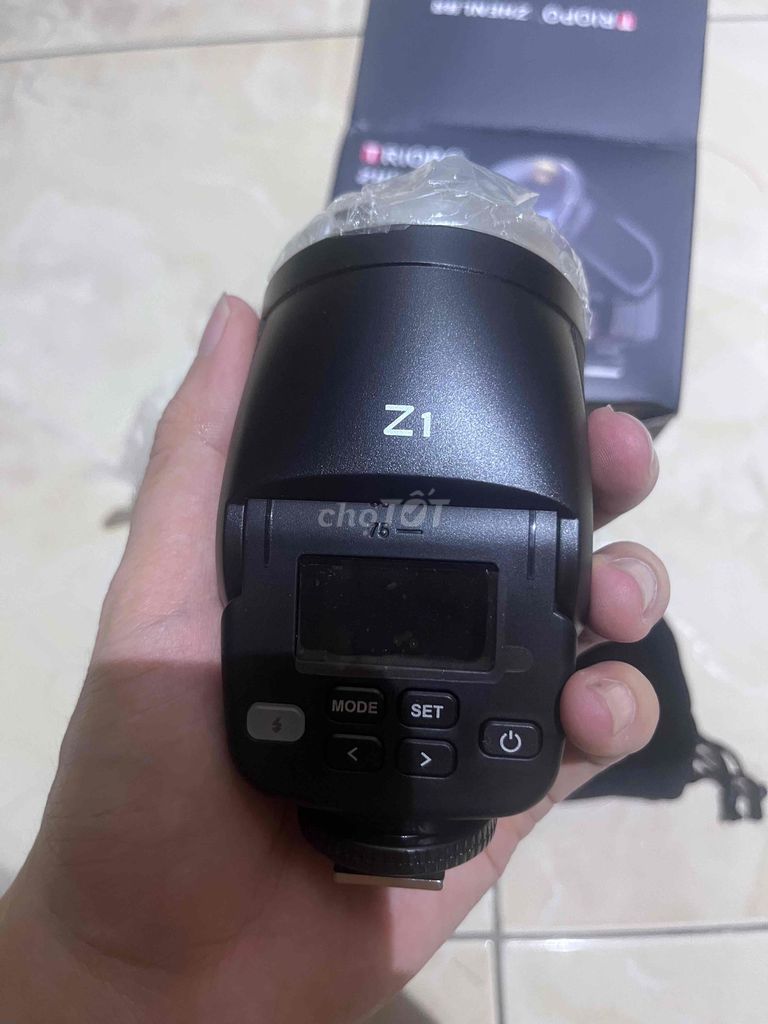 Đèn flash máy ảnh TRIOPO Z1 Đen. Mua bán Máy ảnh, Máy quay tại undefined undefined được đăng bởi anh cao hoang hình 1