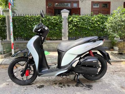 Honda SH Mode 217 Xám xi măng ánh hồng siêu đẹp. Mua bán Xe máy tại Quận Thanh Khê Đà Nẵng được đăng bởi Hoài Vespa