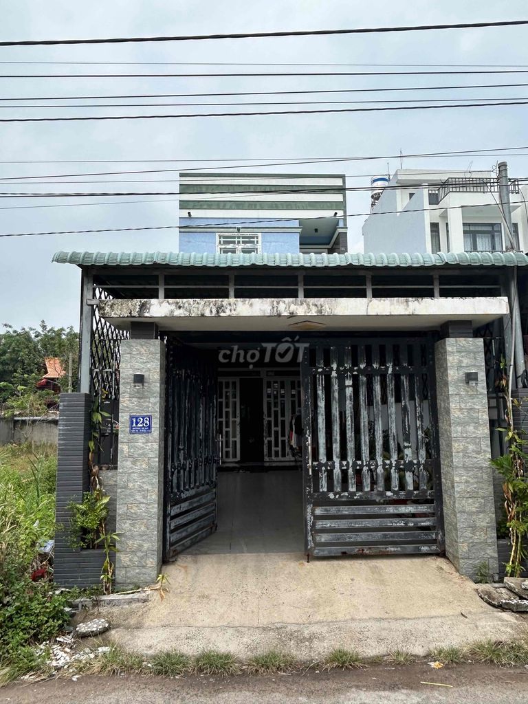 Nhà Riêng cần bán 174,9m2 - Thổ cư 60m2 - 1 lầu