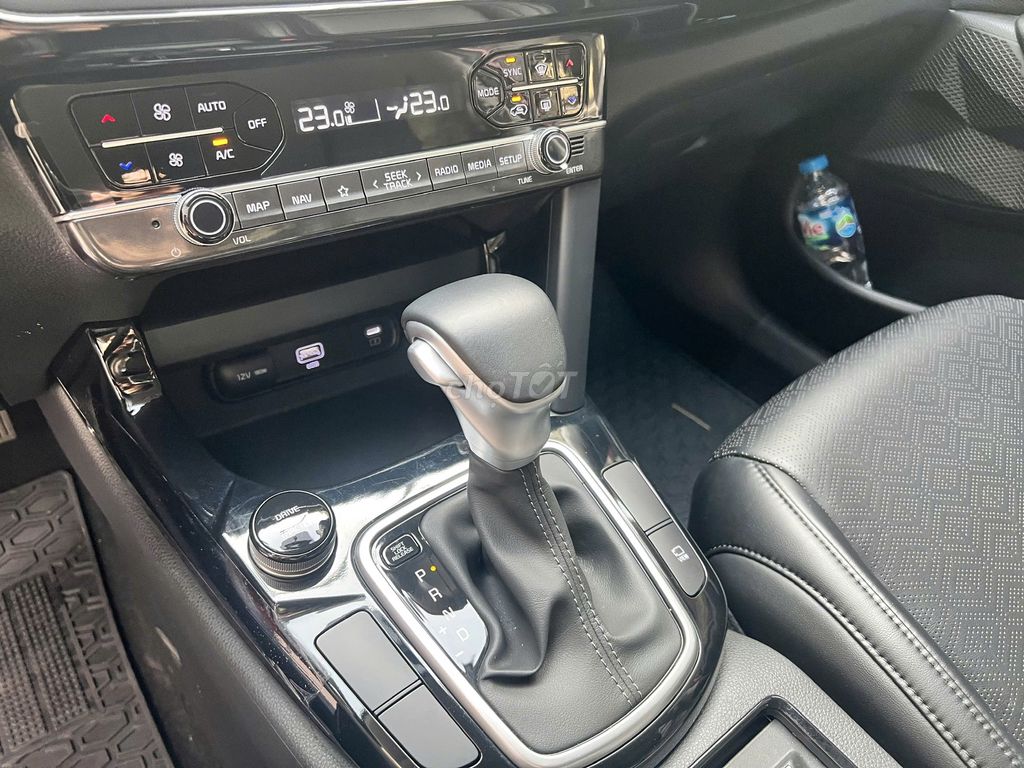 Kia Seltos 2024 Luxury 4000 km. Mua bán Ô tô tại Quận Long Biên Hà Nội được đăng bởi PHÚC LÂM  AUTO hình 11