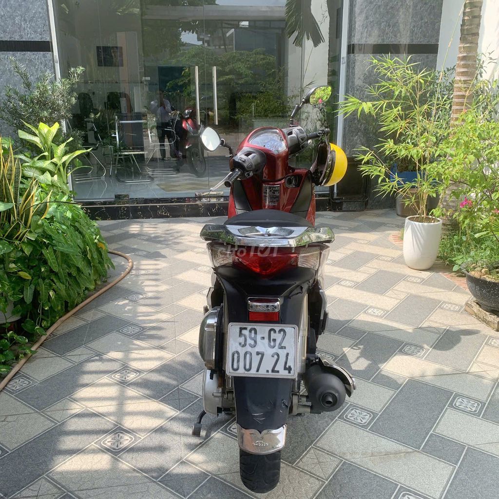 Honda SH 2018 màu Đỏ. Mua bán Xe máy tại Thị xã Bến Cát Bình Dương được đăng bởi Thường hình 3