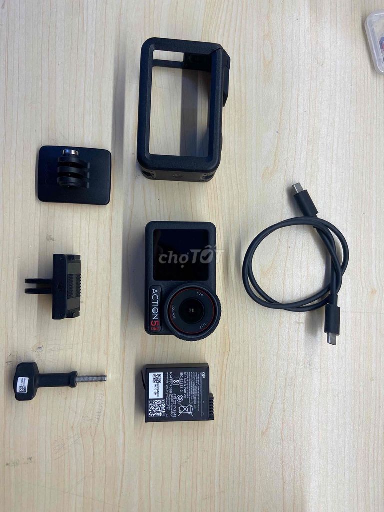 Máy ảnh hành động DJI Action 5 Pro Đen Như mới. Mua bán Máy ảnh, Máy quay tại Quận Hà Đông Hà Nội được đăng bởi Tên chưa cung cấp hình 1