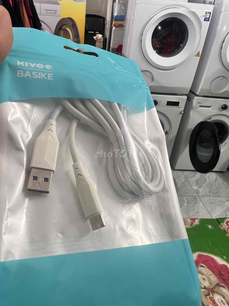 Cáp sạc Kivee Basike USB-A to Type-C. Mua bán Phụ kiện (Màn hình, Chuột...) tại Huyện Đức Hòa Long An được đăng bởi Nguyễn Bảo Thủ hình 1