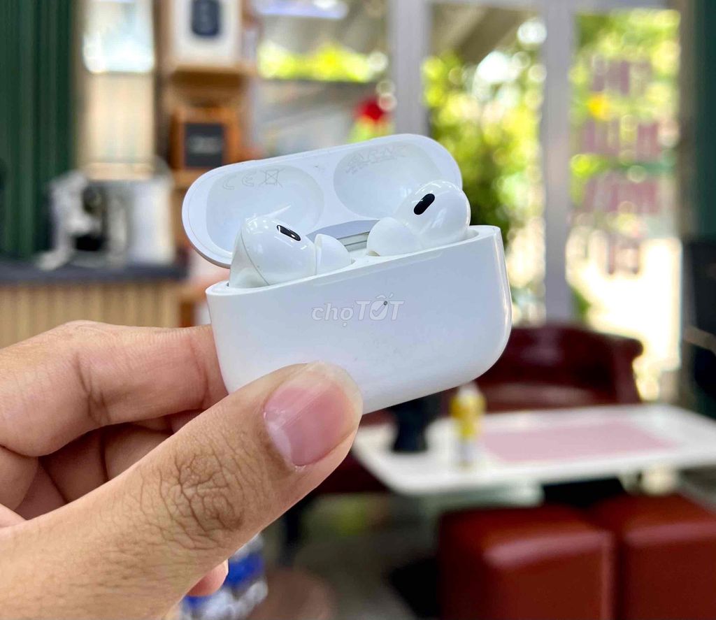 Tai nghe Apple AirPods Pro 2 Trắng. Mua bán Tivi, Âm thanh tại Quận Thanh Khê Đà Nẵng được đăng bởi GẠO STORE ĐIỆN THOẠI TRẢ GÓP GIÁ RẺ ĐÀ NẴNG hình 1