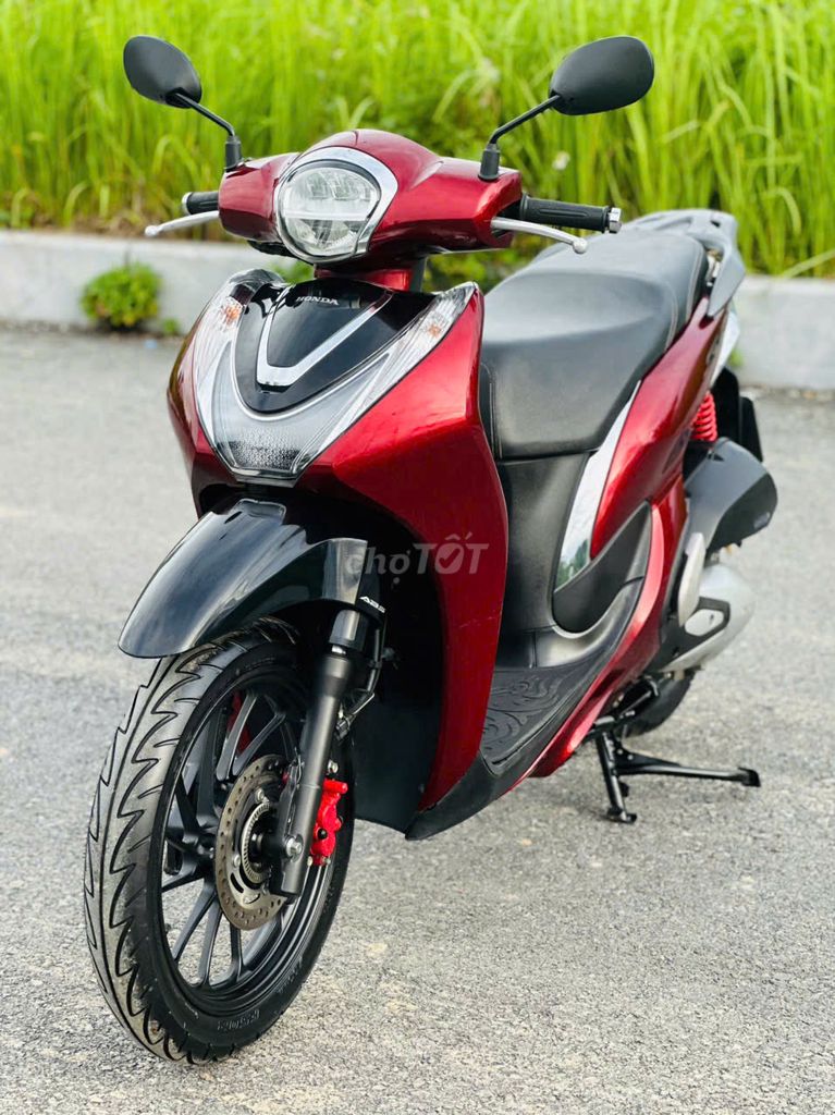 HONDA SH MODE 125 ĐÈN NÉT ĐỎ ĐEN BIỂN 29. Mua bán Xe máy tại Quận Nam Từ Liêm Hà Nội được đăng bởi TÙNG LÂM hình 4