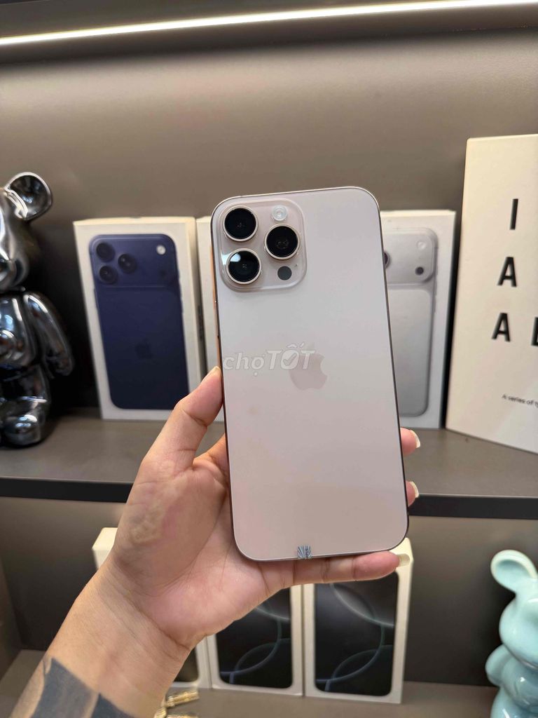 Apple iPhone 16 Pro Max 256GB Vàng. Mua bán Điện thoại tại Quận Gò Vấp Tp Hồ Chí Minh được đăng bởi Hậu Nhi Apple hình 1