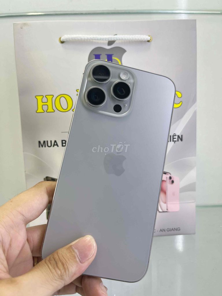Apple iPhone 15 Pro Max 256GB Titan Tự Nhiên. Mua bán Điện thoại tại Thành phố Châu Đốc An Giang được đăng bởi Cửa hàng DTDĐ HOÀNG ĐỨC hình 1