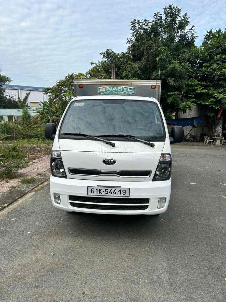 K250. trọng tải 2.5 tấn đời 2019. chạy 68 ngàn km. Mua bán Xe tải, xe ben tại Thành phố Dĩ An Bình Dương được đăng bởi Tuan hình 11