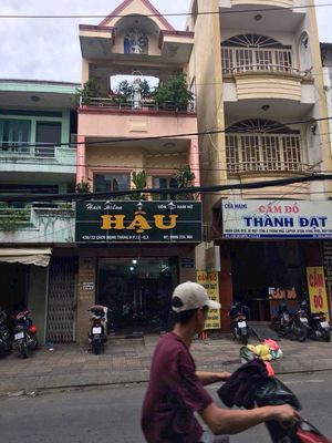 Nhà cho thuê nguyên căn 32 Đỗ Thị Lời gần CMT8, Tô Hiến Thành. HHMG1/2. Cho thuê văn phòng, mặt bằng kinh doanh tại Quận 3 Tp Hồ Chí Minh được đăng bởi Trường 