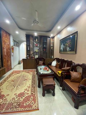cần bán nhà ở diện tích 40m2 3 phòng ngủ