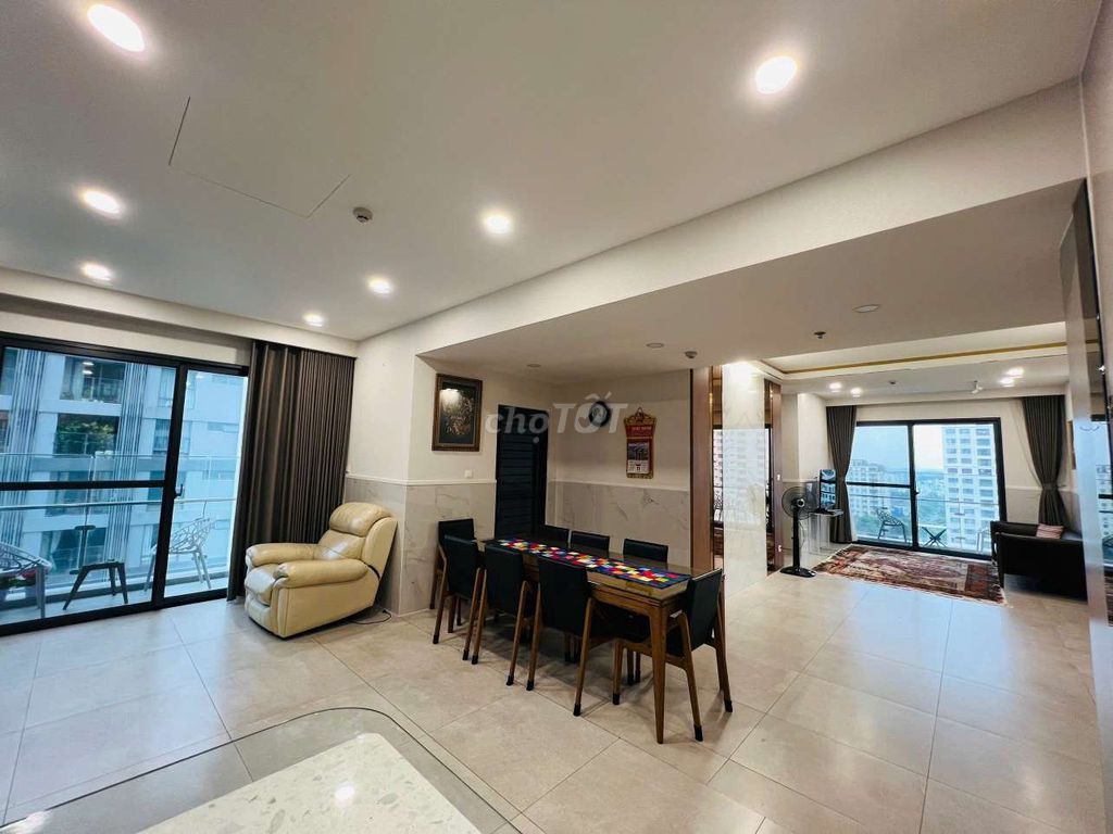 Cần cho thuê nhanh CH Happy Valley, PMH, Q 7. 135m2, 3PN, chỉ 26tr/th