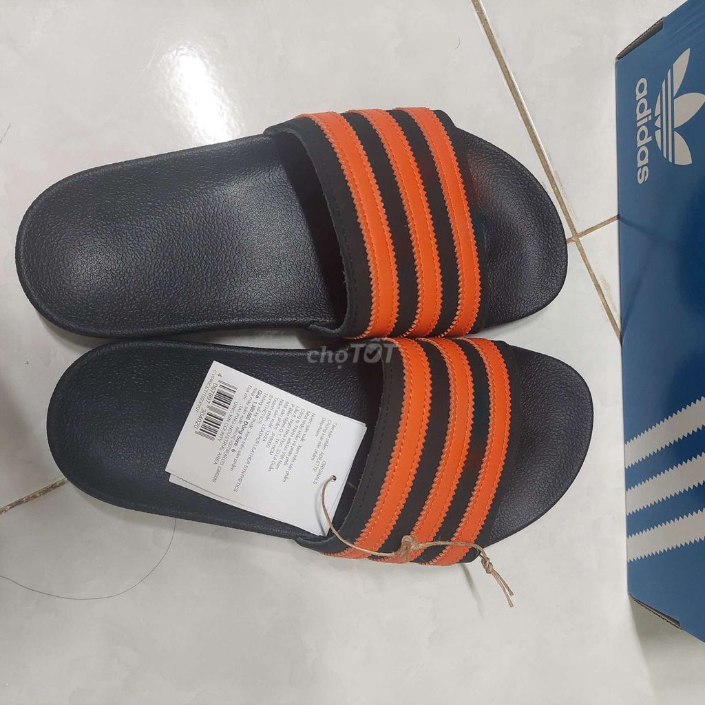 Dép Adidas mới chính hãng . Size UK 06. Mua bán Giày dép tại Thành phố Buôn Ma Thuột Đắk Lắk được đăng bởi BongS hình 3