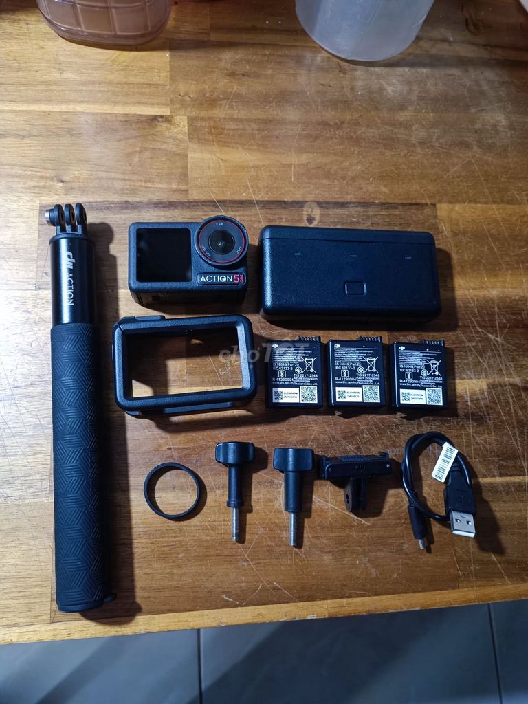 DJI Action 5 Pro Combo Advanture ít dùng như mới. Mua bán Máy ảnh, Máy quay tại Quận Sơn Trà Đà Nẵng được đăng bởi Dang Nhan hình 1
