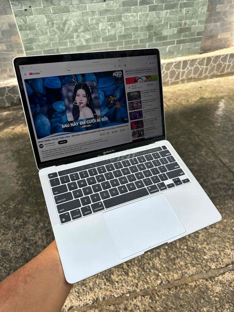 Macbook Pro M1 8/256 bán hay gl giao lưu. Mua bán Laptop tại Quận 3 Tp Hồ Chí Minh được đăng bởi Mr Béo Store hình 1