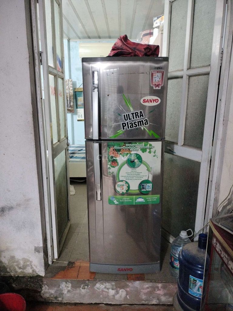 Tủ lạnh Sanyo 205 lít Xám. Mua bán Tủ lạnh tại Huyện Thanh Trì Hà Nội được đăng bởi Tuan hình 1