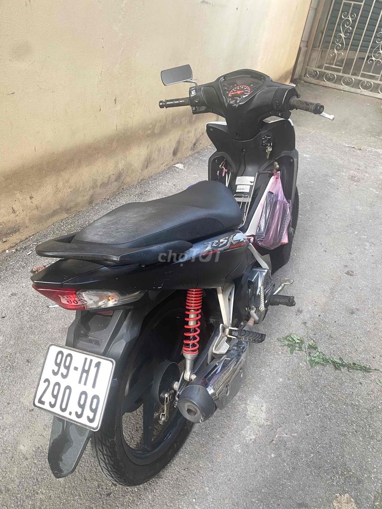 Lên đời xe lên bán thôi. Mua bán Xe máy tại Huyện Việt Yên Bắc Giang được đăng bởi Vũ Lê hình 1