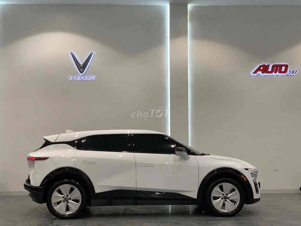 VinFast VF7 S 2025 Trắng. Mua bán Ô tô tại Thành phố Thái Nguyên Thái Nguyên được đăng bởi Hồng Phương Auto  Auto 597 hình 4