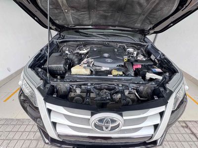 Toyota Fortuner 2017 dầu, số sàn