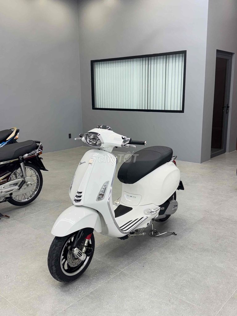VespaSprint125 Abs Trắng Crom nguyên rin cực đẹp. Mua bán Xe máy tại Quận Cái Răng Cần Thơ được đăng bởi Cửa Hàng Xe Máy Quang Sang hình 1