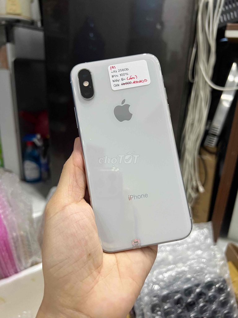 iPhone Xs 256GB Quốc tế Trắng P100 Zin đẹp. Mua bán Điện thoại tại Huyện Hóc Môn Tp Hồ Chí Minh được đăng bởi Nguyễn Thu hình 1