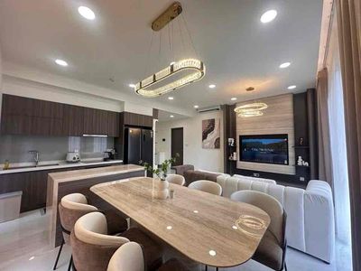 Căn hộ 85 m² · 2 PN · Celadon City