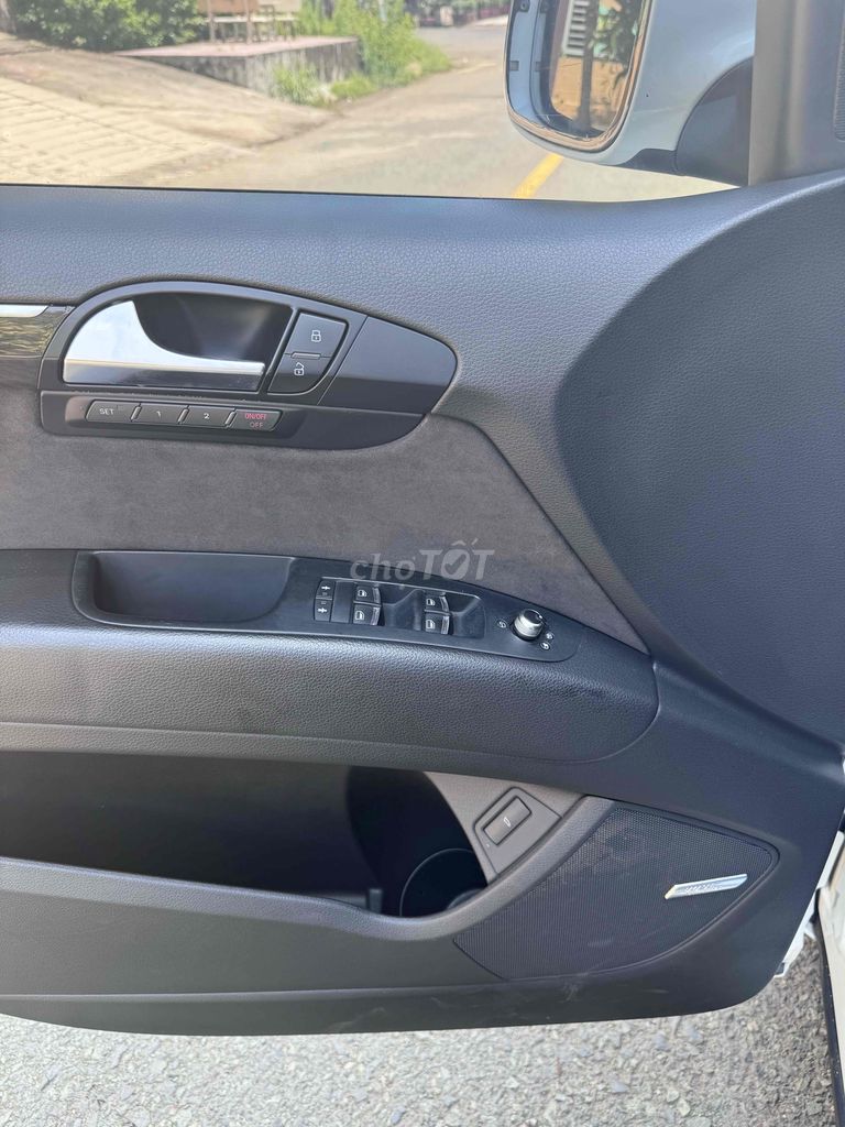 Audi Q7 3.0 2012 - 95000 km. Mua bán Ô tô tại Huyện Bình Chánh Tp Hồ Chí Minh được đăng bởi Phúc hình 14