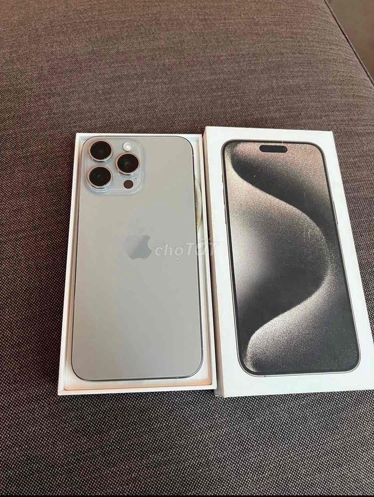 iPhone 15 Pro Max 256G FULLBOX BH APPLE 08/2025. Mua bán Điện thoại tại Quận 10 Tp Hồ Chí Minh được đăng bởi iStockHCM hình 1