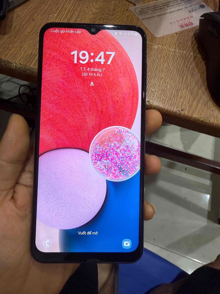Samsung Galaxy A13 128GB Đen. Mua bán Điện thoại tại Quận Liên Chiểu Đà Nẵng được đăng bởi Trung Trần hình 1