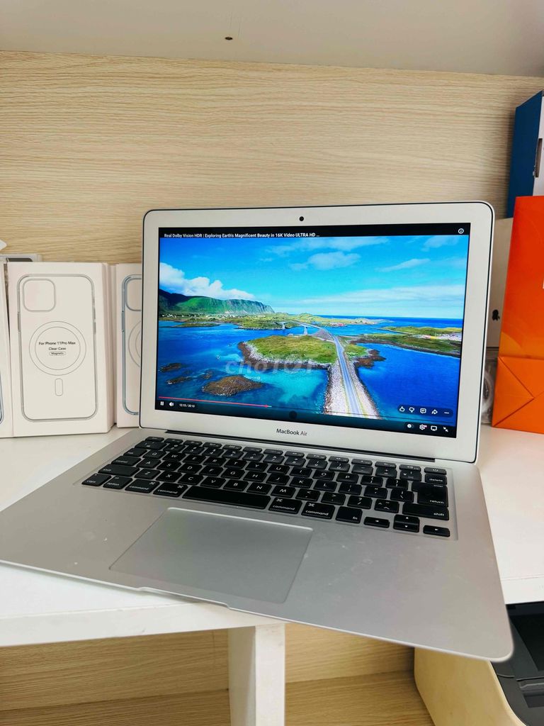 Apple MacBook Air i5 8GB/128GB 2017. Mua bán Laptop tại Thành phố Long Xuyên An Giang được đăng bởi Ngân KNmobile An Giang  hình 1