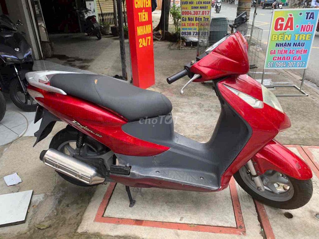 Honda Dylan Đỏ. Mua bán Xe máy tại Quận Bình Tân Tp Hồ Chí Minh được đăng bởi CẦM ĐỒ THÀNH ĐẠT hình 2