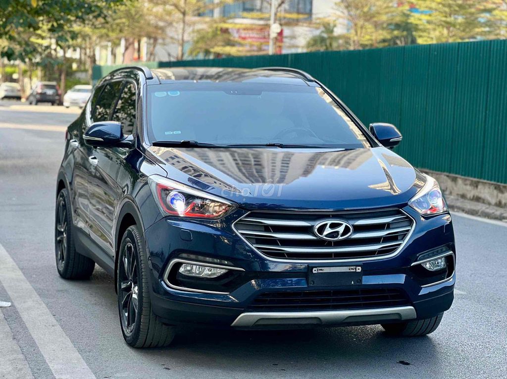 Hyundai Santa Fe 2017 2.4 AT 4 WD - 85000 km