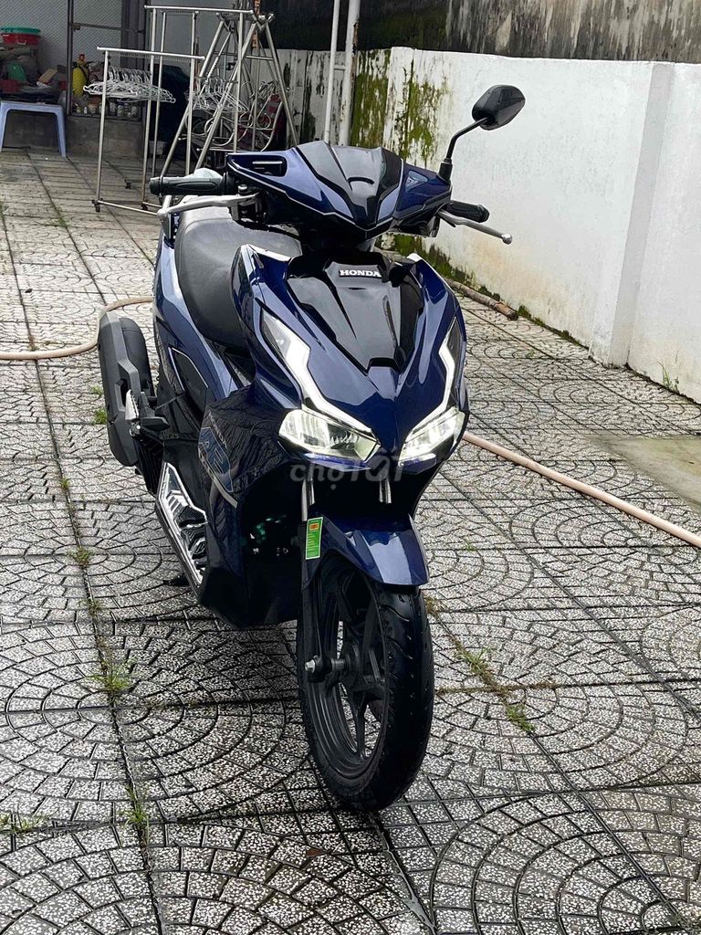 Воздушный клинок Honda 2022 125 куб. см, синий, 22000 км