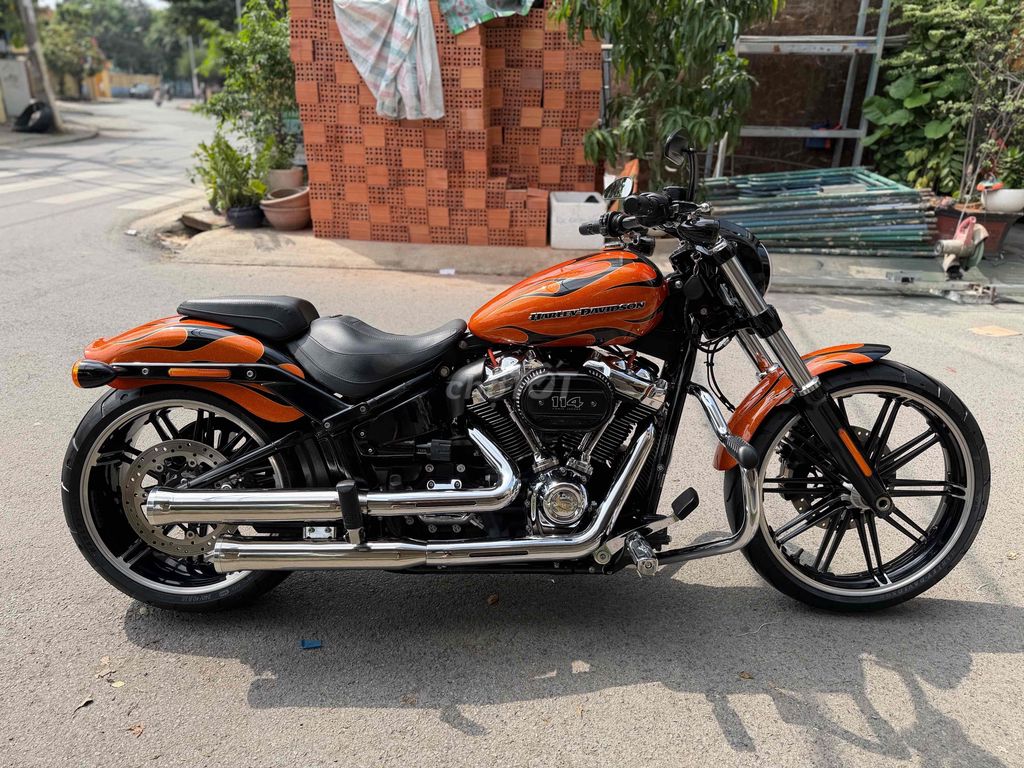 Harley Davidson Breakout 114 ABS 2019. Mua bán Xe máy tại Quận Gò Vấp Tp Hồ Chí Minh được đăng bởi Danh Phan 399 hình 1