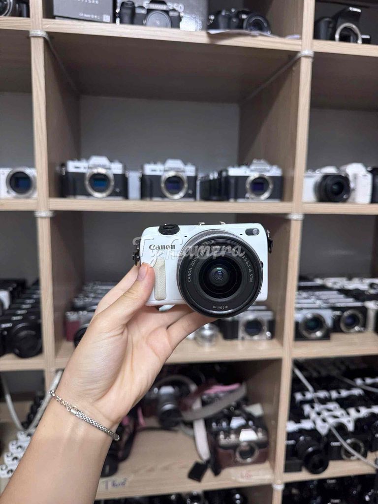 Máy ảnh Canon M2 Trắng. Mua bán Máy ảnh, Máy quay tại Quận Liên Chiểu Đà Nẵng được đăng bởi Ty camera  Đà Nẵng hình 1