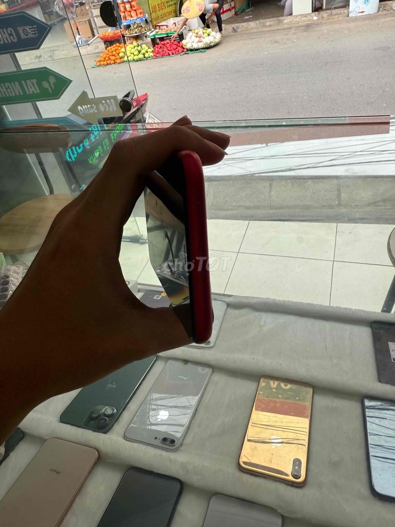 Apple iPhone 11 128GB Đỏ. Mua bán Điện thoại tại Huyện Đông Anh Hà Nội được đăng bởi sâm hình 1