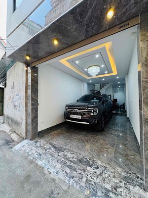 Townhouse 52 m² · 6 bed · Đường Cổ Linh