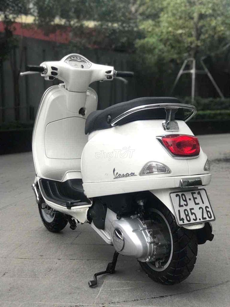 Vespa Lx 125 3vie 2013 trắng xe đẹp