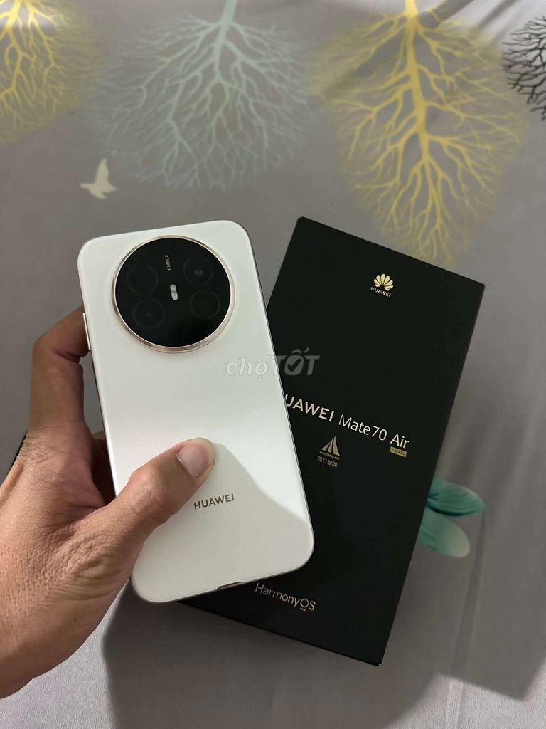 Huawei Mate 70 Air Trắng Đã sử dụng. Mua bán Điện thoại tại Thành phố Thủ Đức Tp Hồ Chí Minh được đăng bởi Long Huynh hình 1