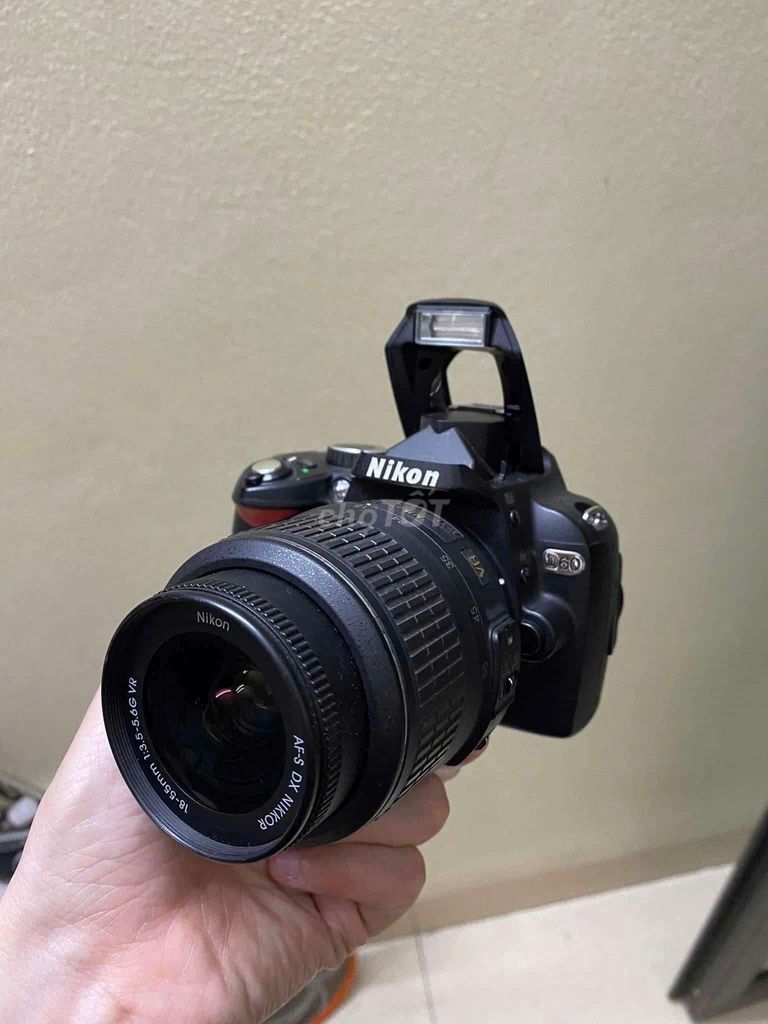 Nikon D60 kèm lens 18-55 vr