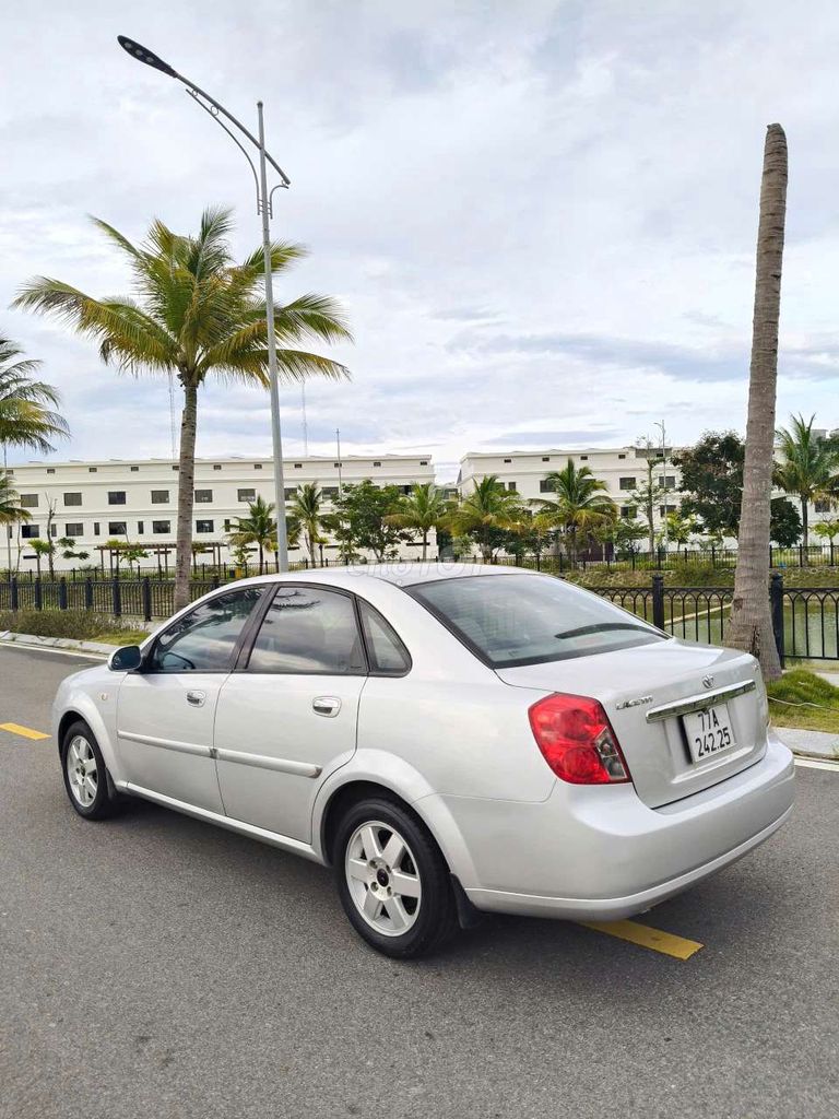 Bán Lacetti Max bản đủ máy 1.8 xe đẹp long lanh. Mua bán Ô tô tại Thị xã An Nhơn Bình Định được đăng bởi Đại Lộc  hình 4