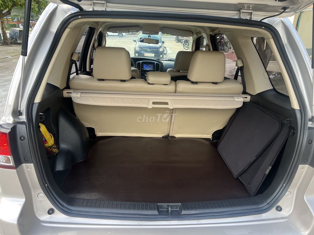 Ford Escape 2011 XLS 2.3L 4x2 AT - 140000 km