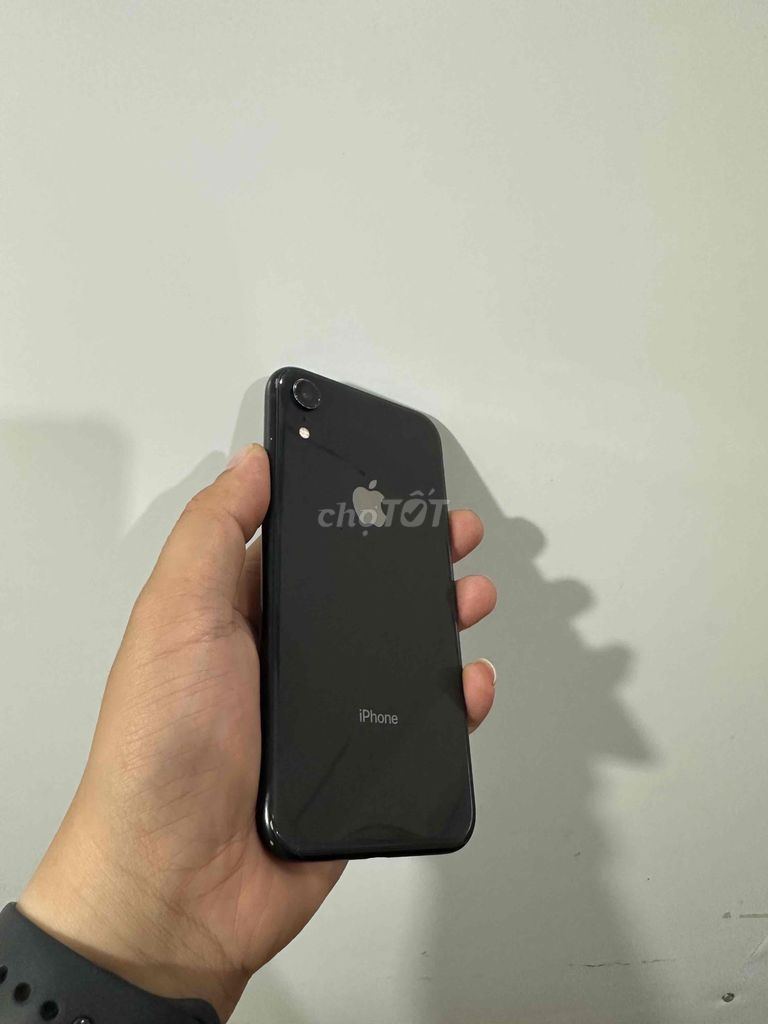 iphone xr 128gb pin 100