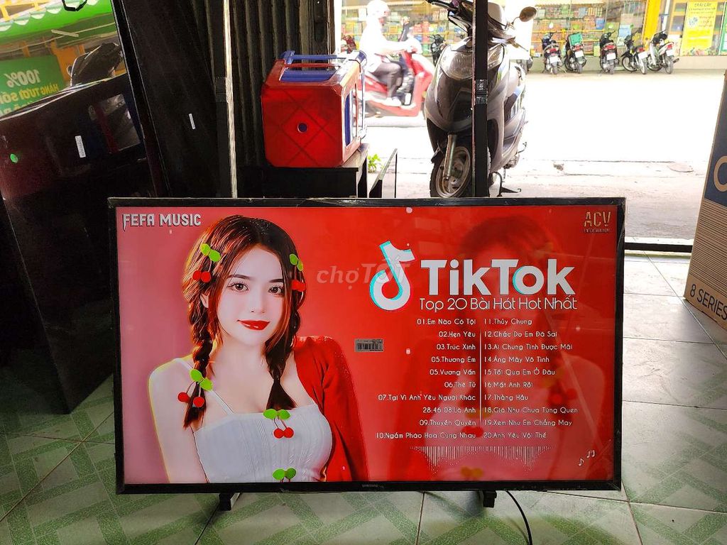 Samsung Tv 4K UHD 43 inch - 43KU6400. Nét Đẹp 98%