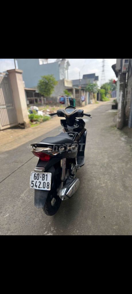 Honda Air Blade 2012 Đầu bò FI Đen vàng. Mua bán Xe máy tại Thành phố Biên Hòa Đồng Nai được đăng bởi tuan hình 2