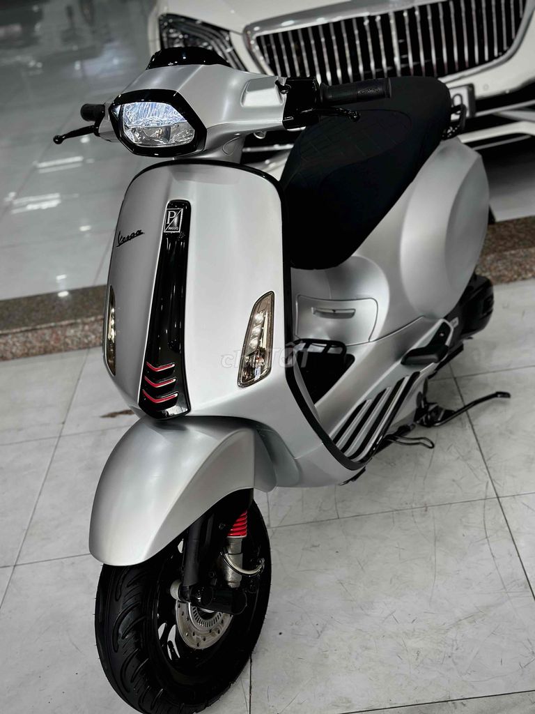 Vespa125 2018 zin Lướt êm ( Hỗ trợ Trả GóP )