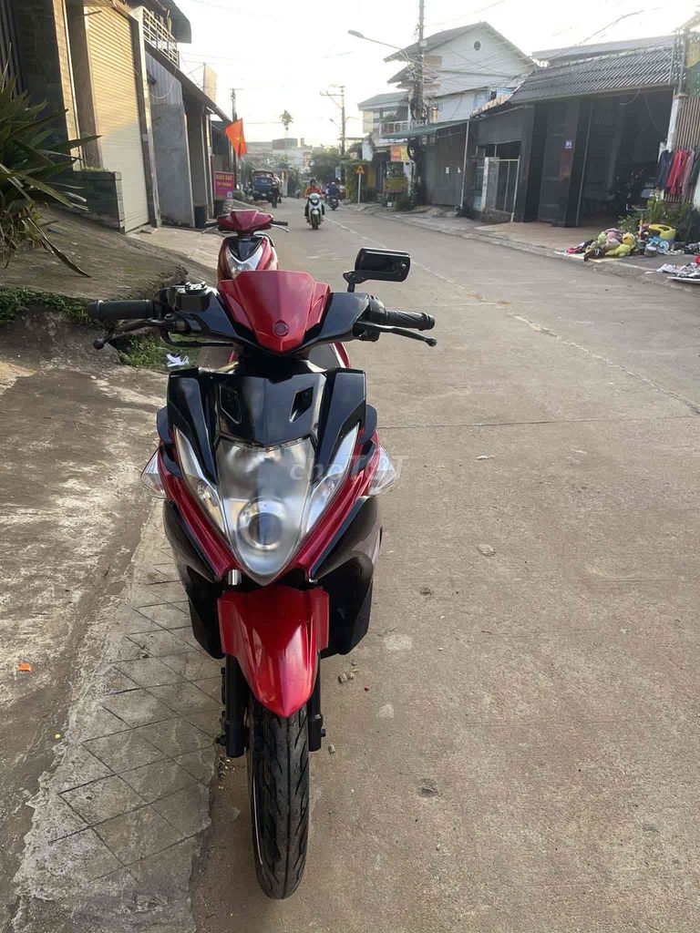 bán yamaha nouvo phun xăng điện tử. Mua bán Xe máy tại Thành phố Buôn Ma Thuột Đắk Lắk được đăng bởi nguyễn đức biên hình 1