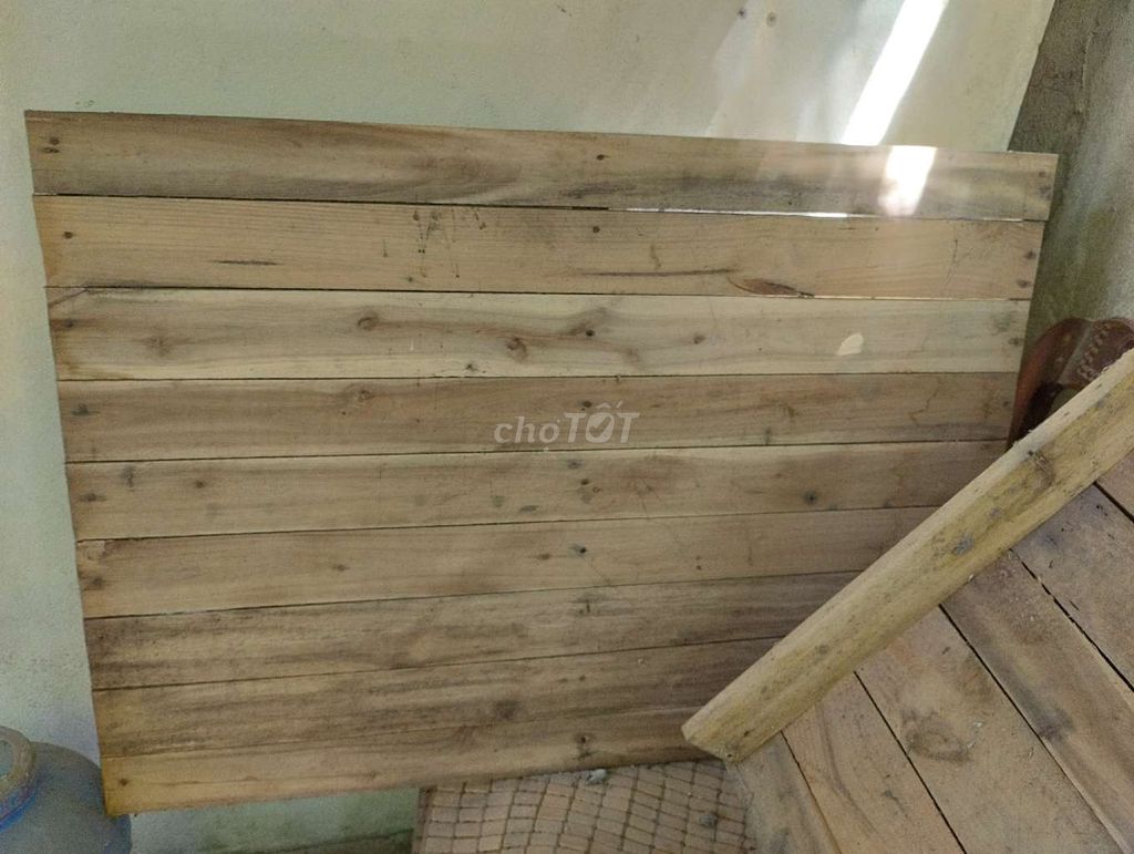 Giường Pallet Gỗ Nâu gỗ 1m6x2m. Mua bán Giường, chăn ga gối nệm tại Thành phố Huế Thừa Thiên Huế được đăng bởi Mr Binh hình 1
